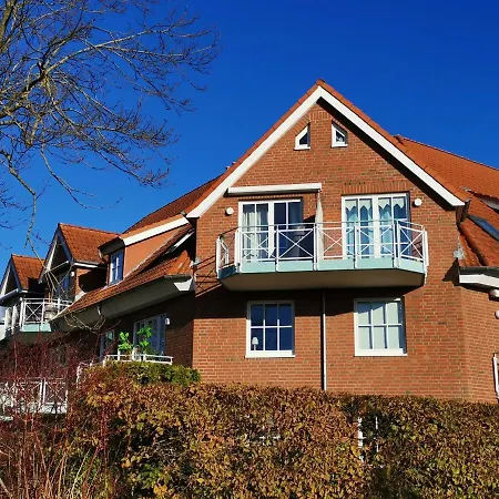 Apartman Ostseewelle Niendorf Parkplatz Nur Fuer Autos Bis 1,50m Hoehe